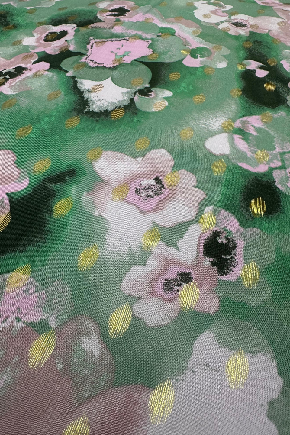 Imported Angutha Zaari Linen - 2 Piece