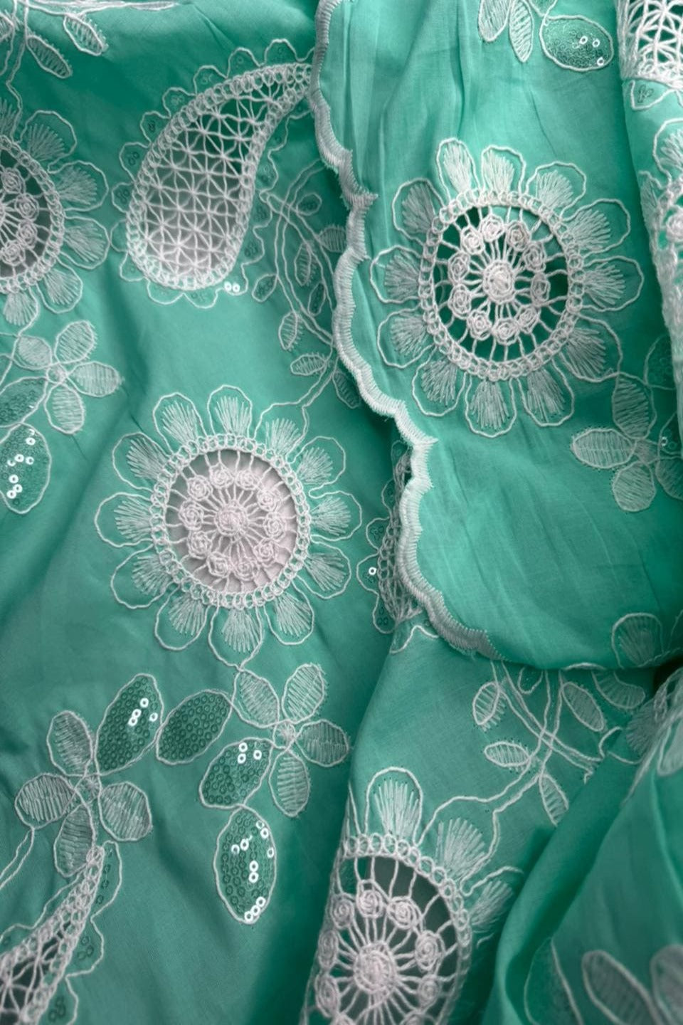 Luxury Schiffli Floral Cut-work Chicken kari – Embroidered Summer Series  (Feroze)