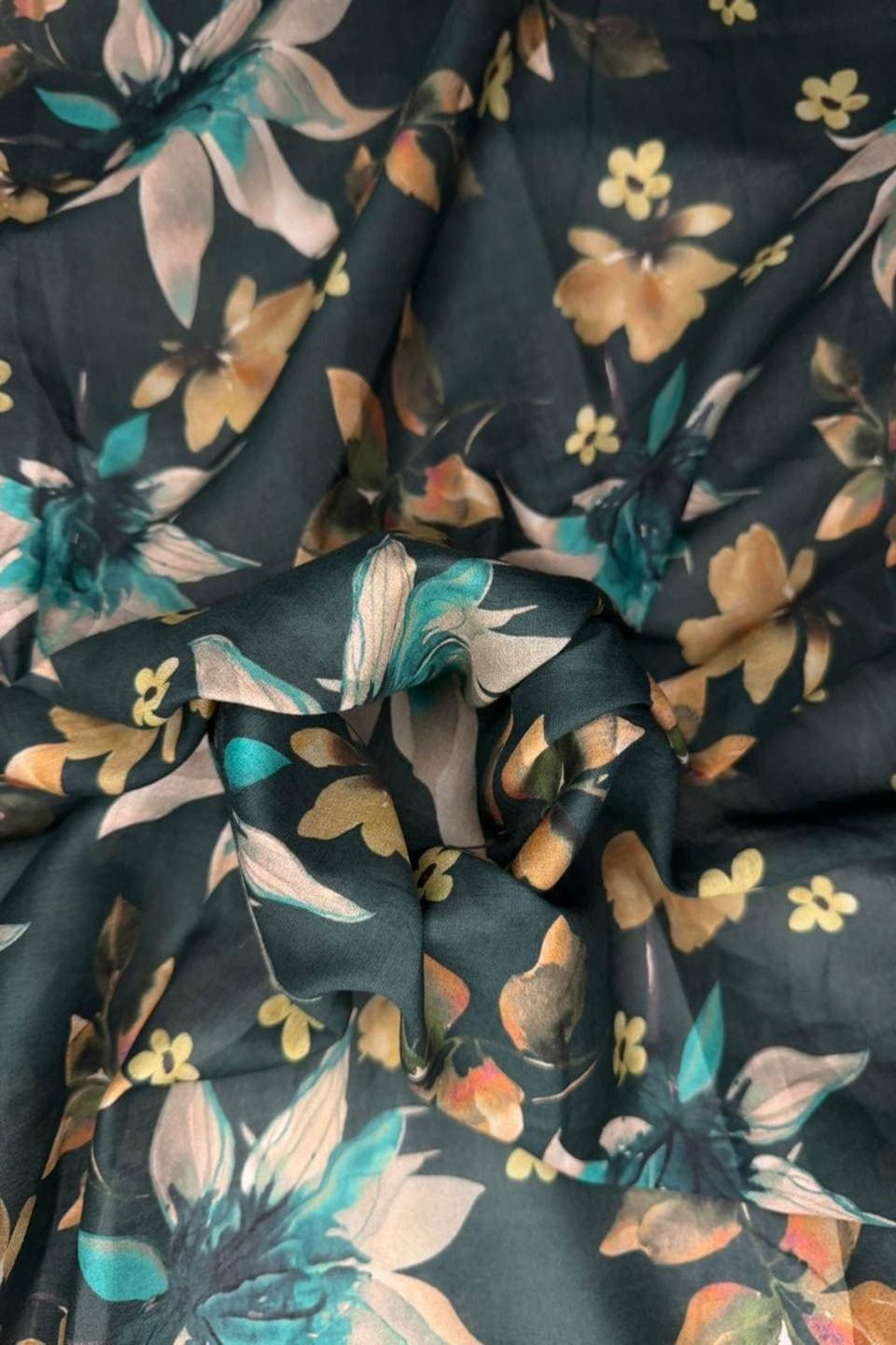 RAKHT Signature Lawn 2 Piece Summer Collection VOLUME 8