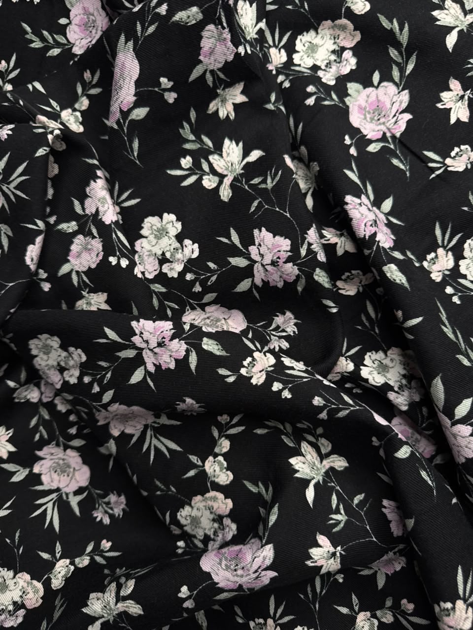 Marina Elaris - Black & Lilac Pink Floral Printed Fabric