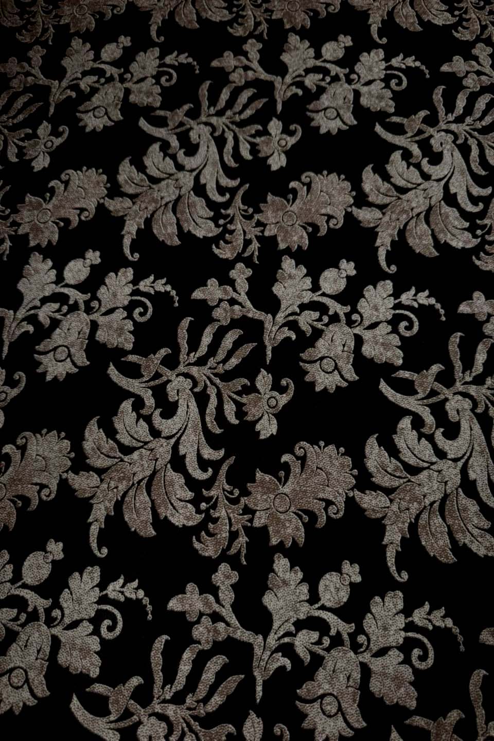 Velora Marina Vintage Damask Floral Printed Suit - Jet Black