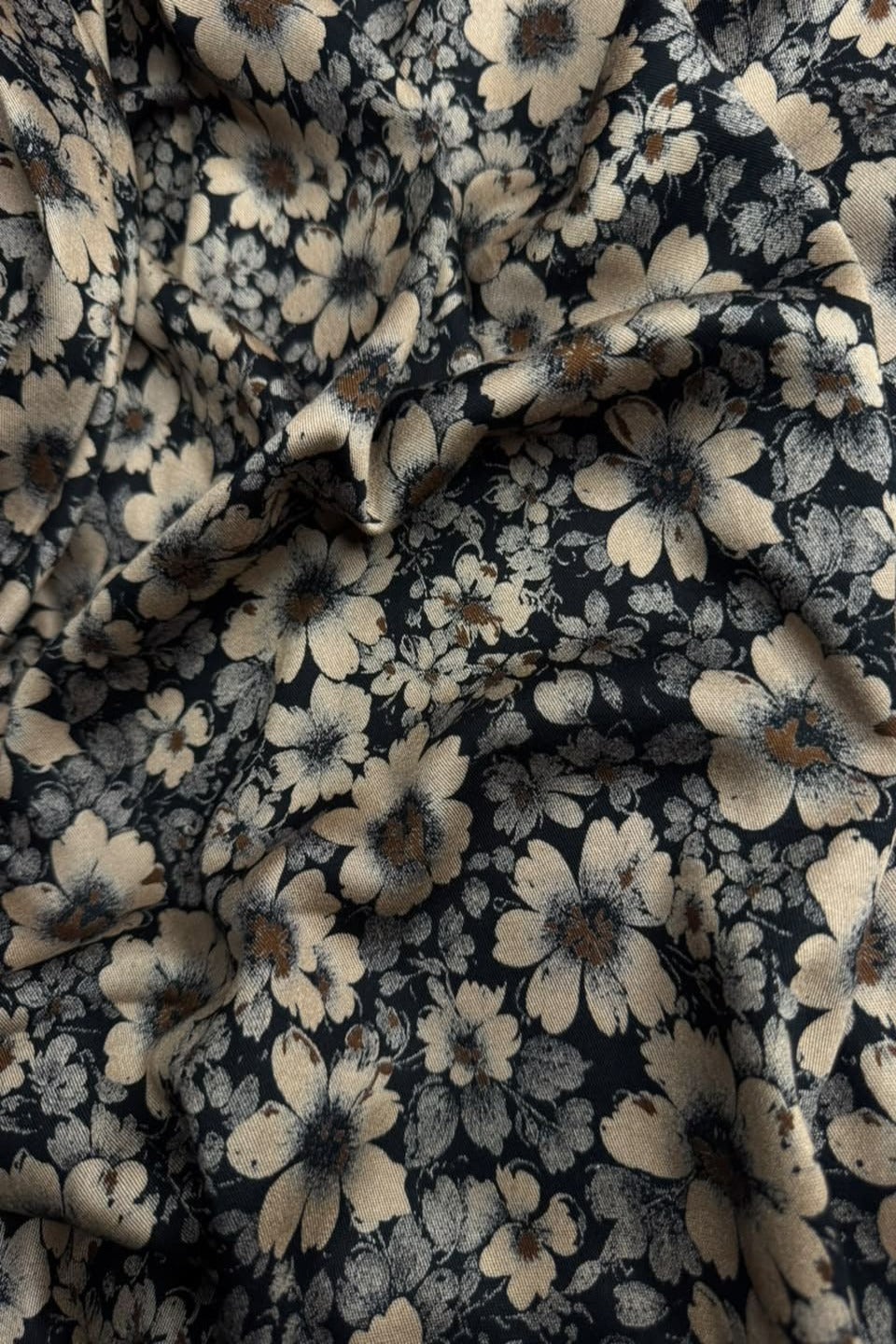 Velora Marina Blooming Daisy Printed Suit - Jet Black