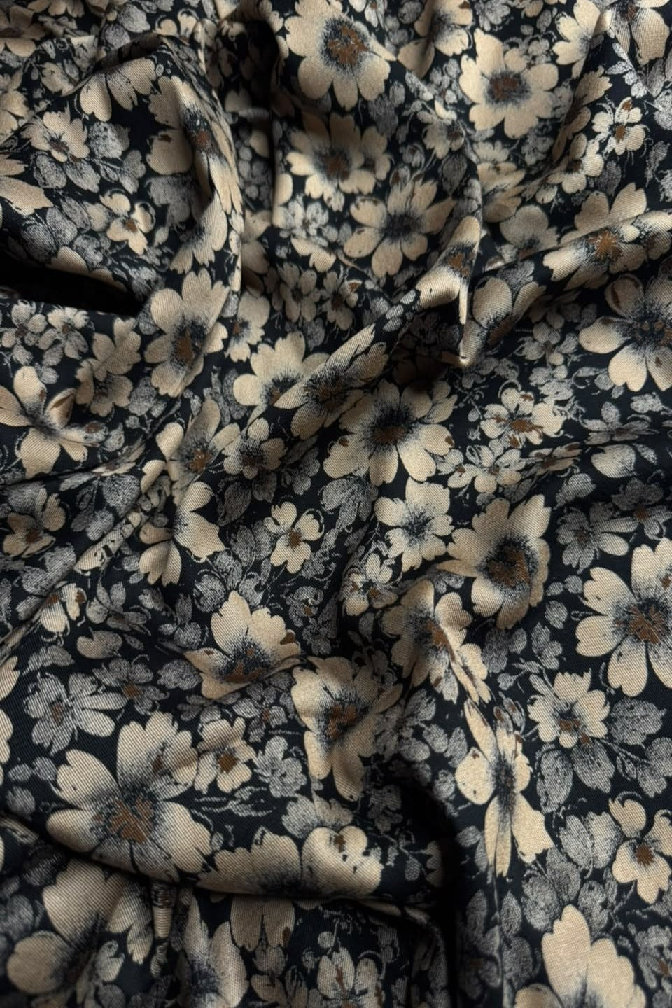 Velora Marina Blooming Daisy Printed Suit - Jet Black
