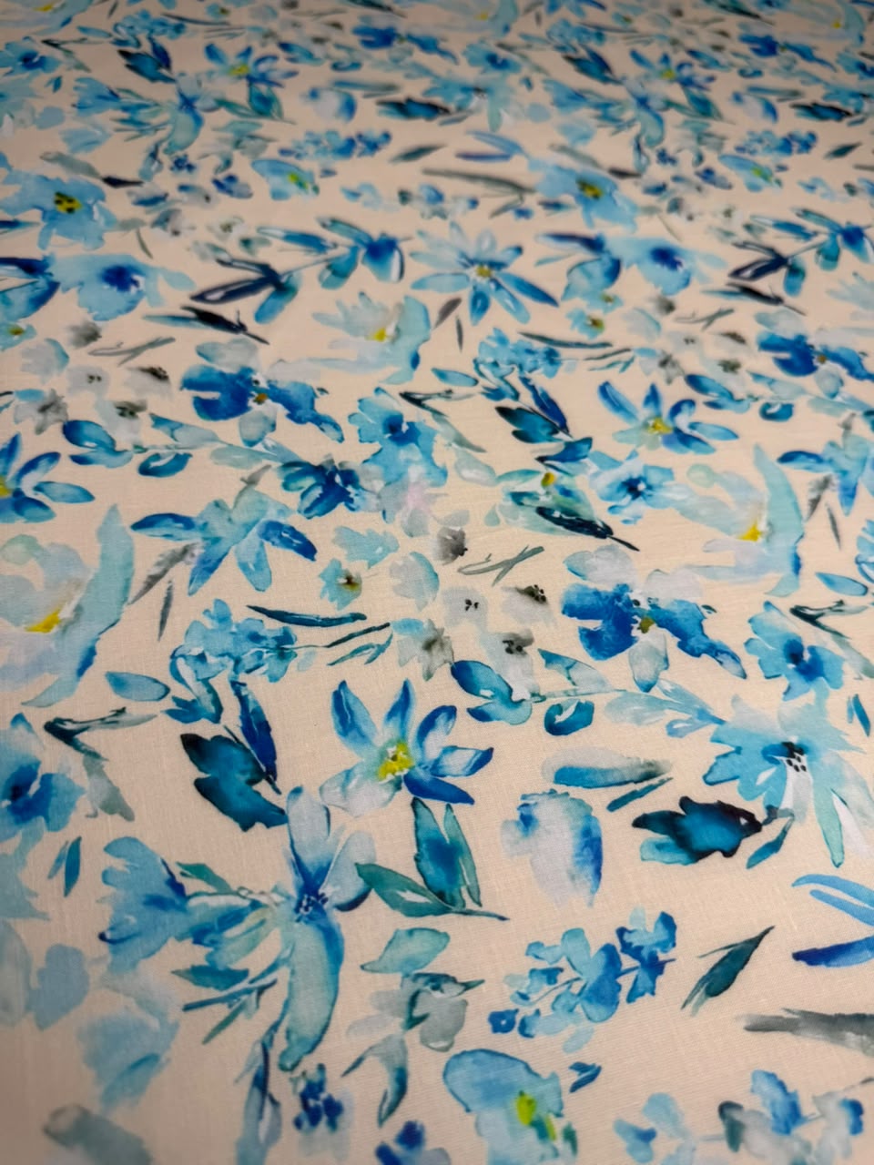 Aura Royal Lawn ’26 Collection volume 41