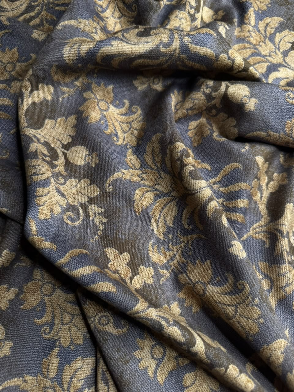 Velora Marina Vintage Damask Floral Printed Suit - GRAY