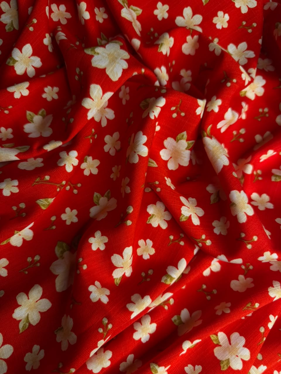 Premium Irish Linen - Crimson Floral Bloom - Scarlet Red & Cream