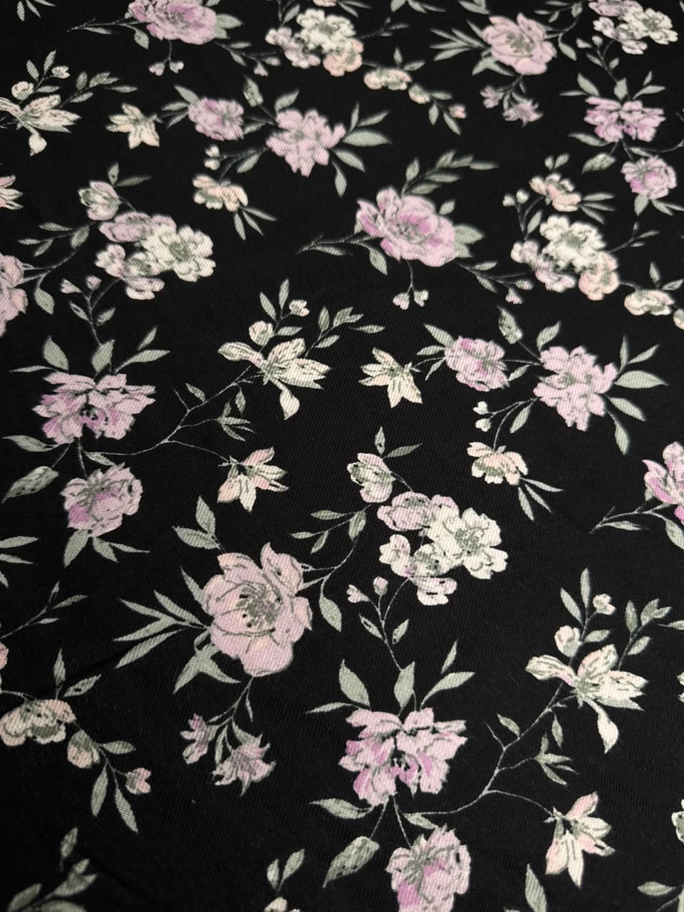 Marina Elaris - Black & Lilac Pink Floral Printed Fabric