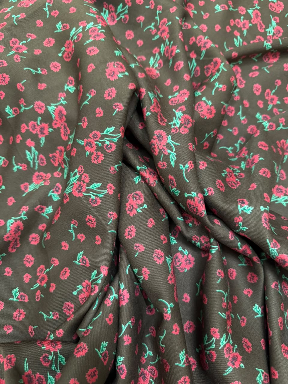 AYSEL LUXE MARINA - Ditsy Wildflower - Coffee Brown & Hot Pink