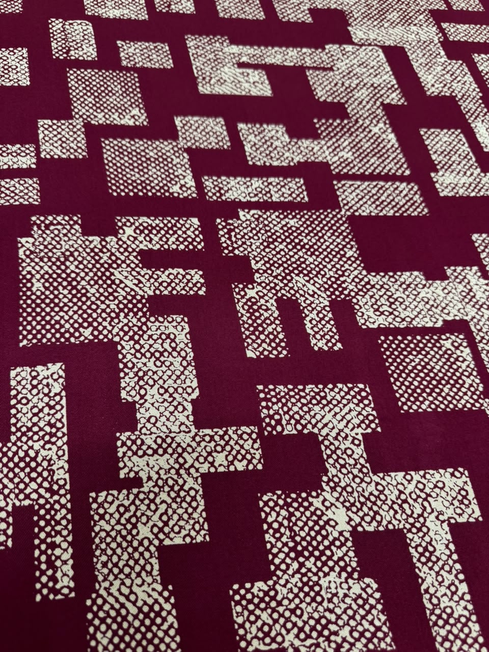 AYSEL LUXE MARINA - Abstract Block - Maroon & Off-White