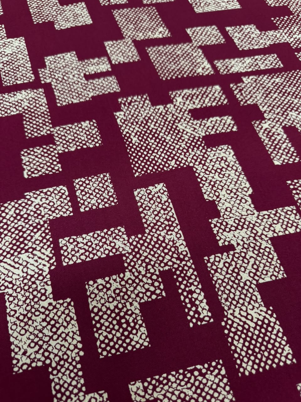 AYSEL LUXE MARINA - Abstract Block - Maroon & Off-White