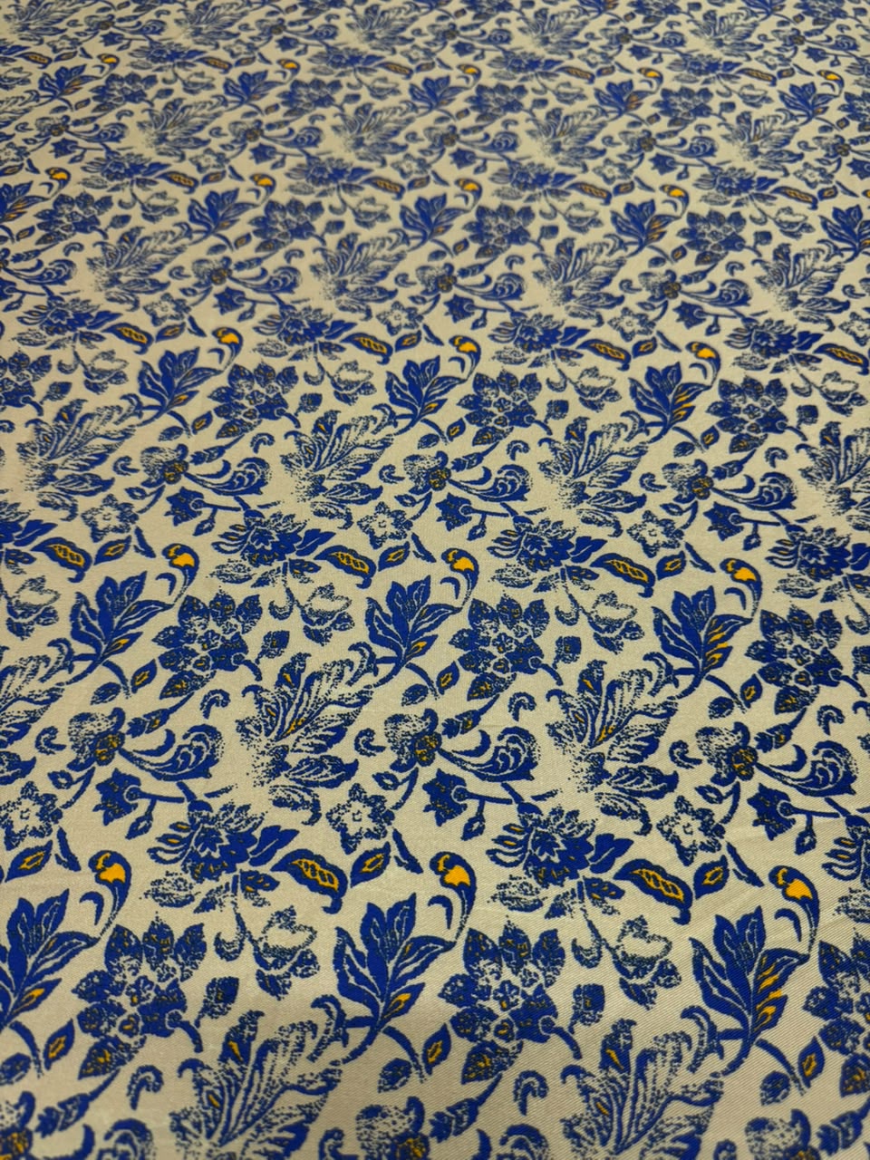 Zarvella Imported Marina Collection - Royal Porcelain Floral - Cream Ivory & Cobalt Blue