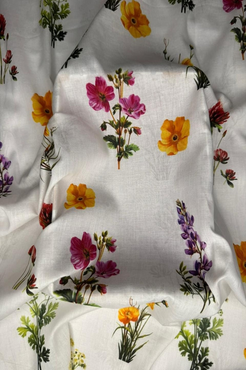 RAKHT Kanibo Premium Printed Lawn 2-Piece Suit  V 19