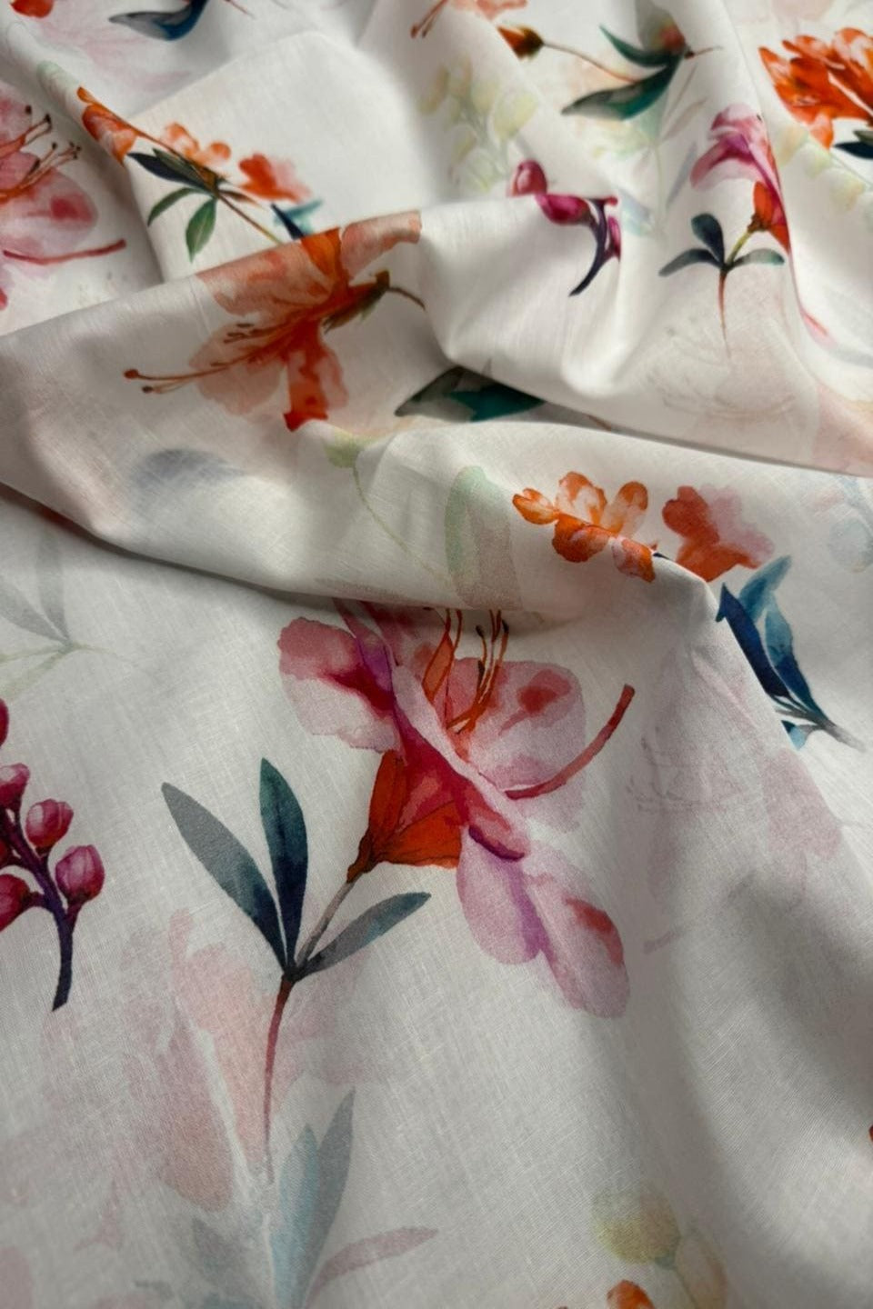 Floral fabric pattern with watercolor style on a white background